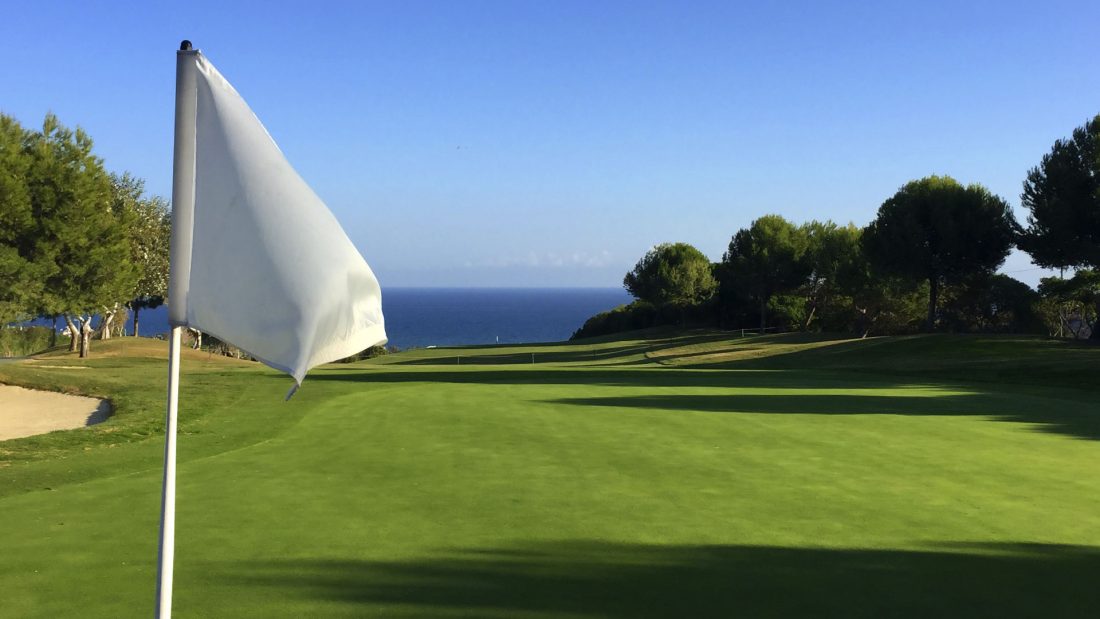 cien por cien golf expertos en desarrollo web para campos de golf